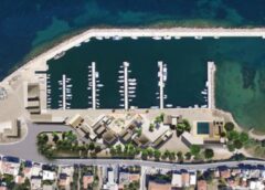Διακοπή στη Μαρίνα Χίου – Παρέμβαση του Σωματείου Οικοδόμων