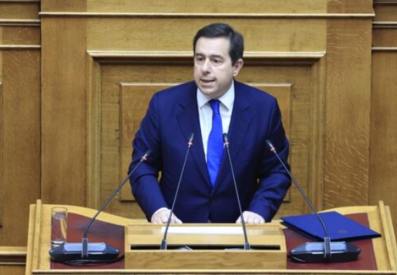 Επιστολή Μηταράκη σε ΕΜΧ: Καμία έκπτωση δεν θα αποδεχθώ για την προστασία της μαστίχας, τελεία και παύλα