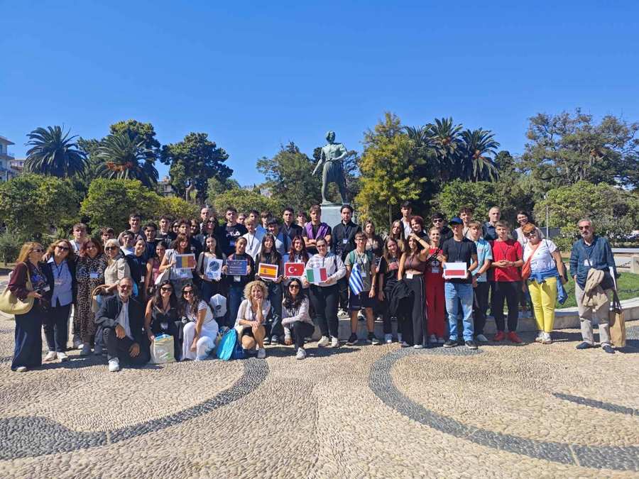 2ο ΓΕΛ Χίου: Μαθητές και εκπαιδευτικοί από έξι χώρες σε συνάντηση Erasmus+